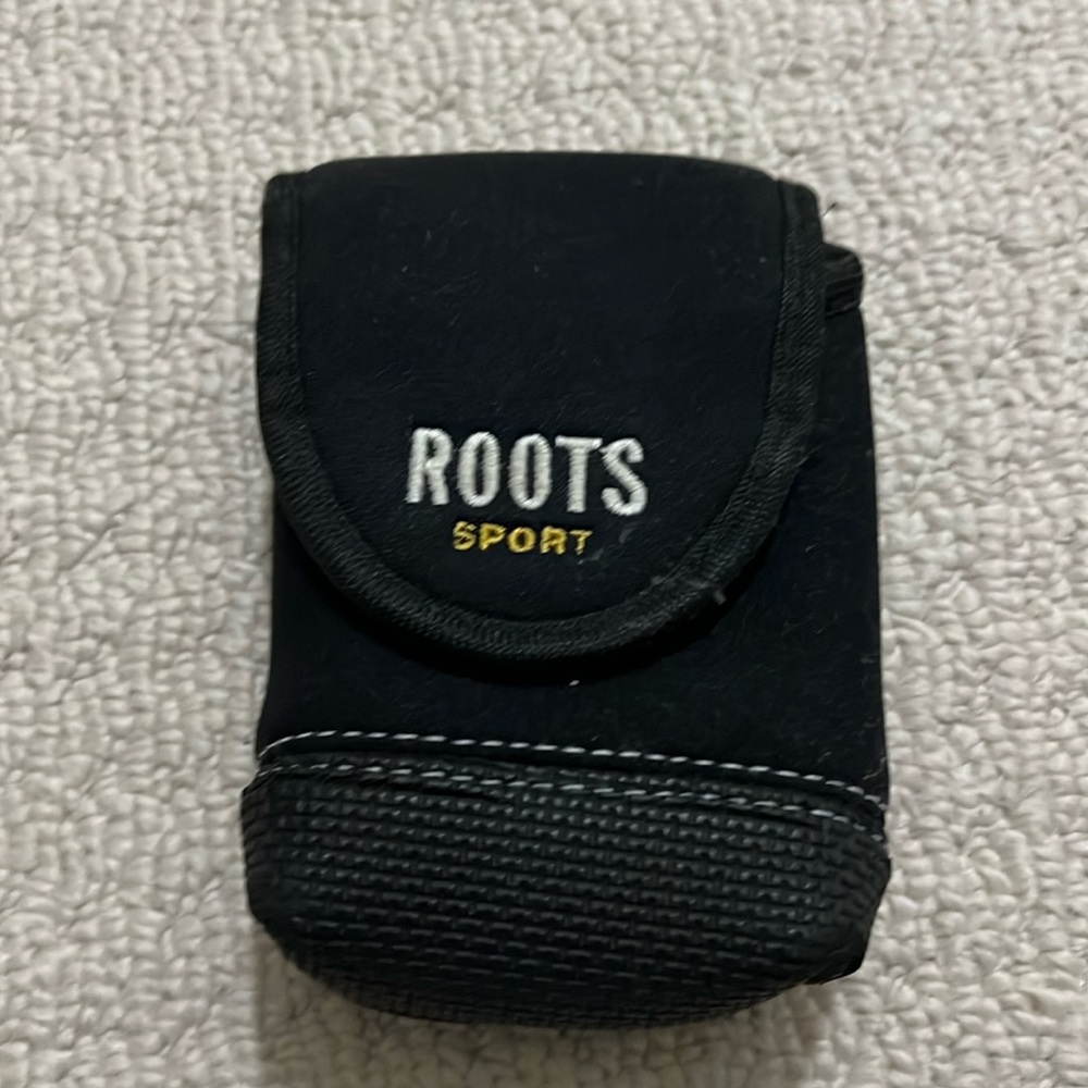 Roots camera case
